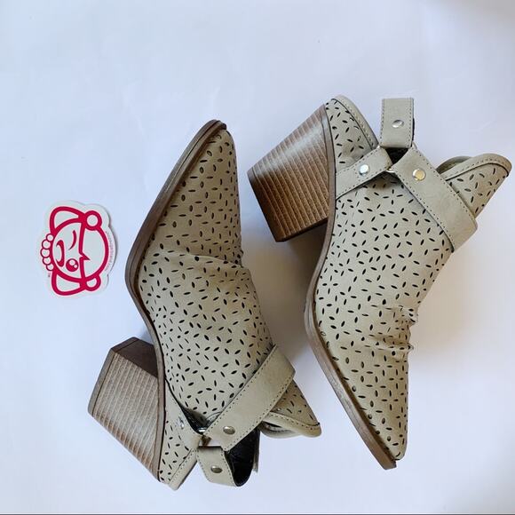 New Sugar Stone Nubuck booties - Picture 3 of 9